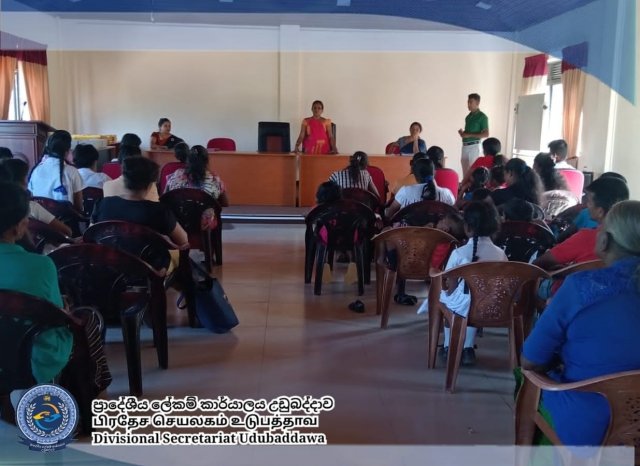 Providing school equipment and shoes for children from vulnerable families
